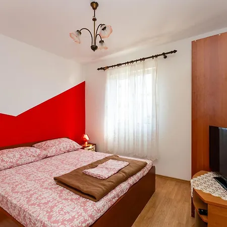 Lejlighed 1 Bedroom Cozy In Ražanac