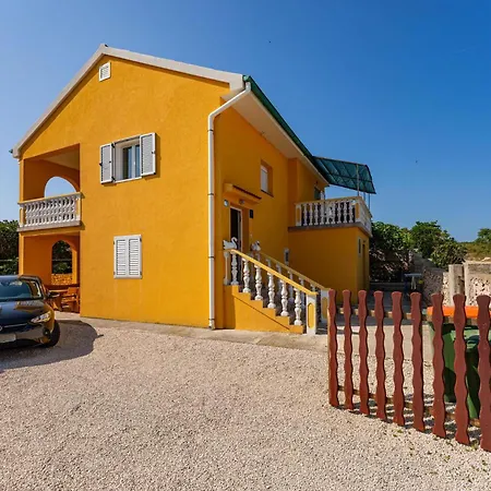 Stunning In With Wifi Apartment Razanac