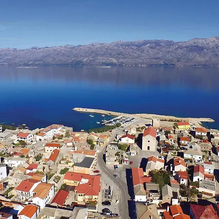 Apartment Stunning In With Wifi Razanac