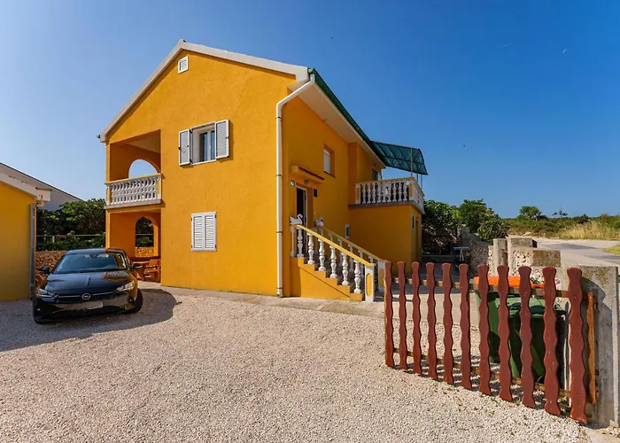 Stunning In With Wifi Appartement Ražanac