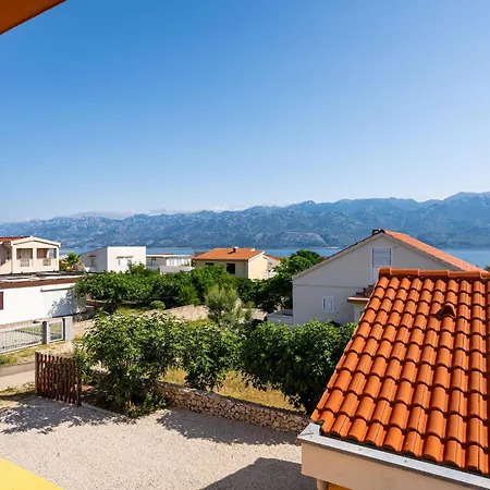 1 Bedroom Cozy In * Ražanac